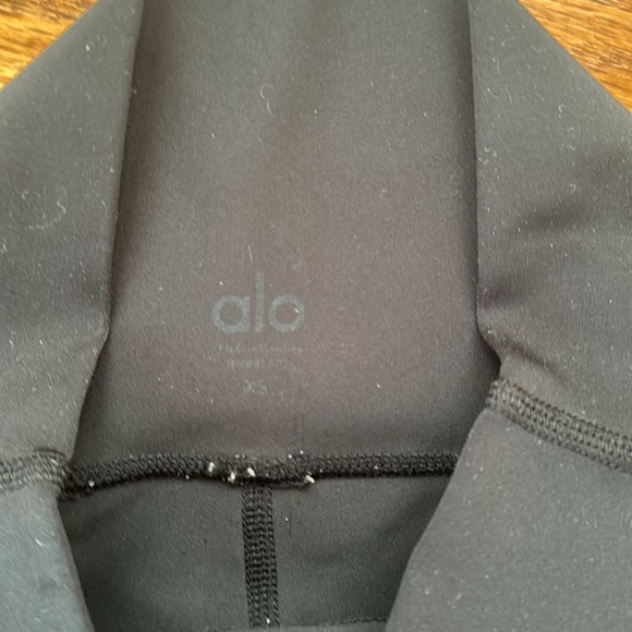 Alo women’s reflective pants size small - Picture 2 of 3